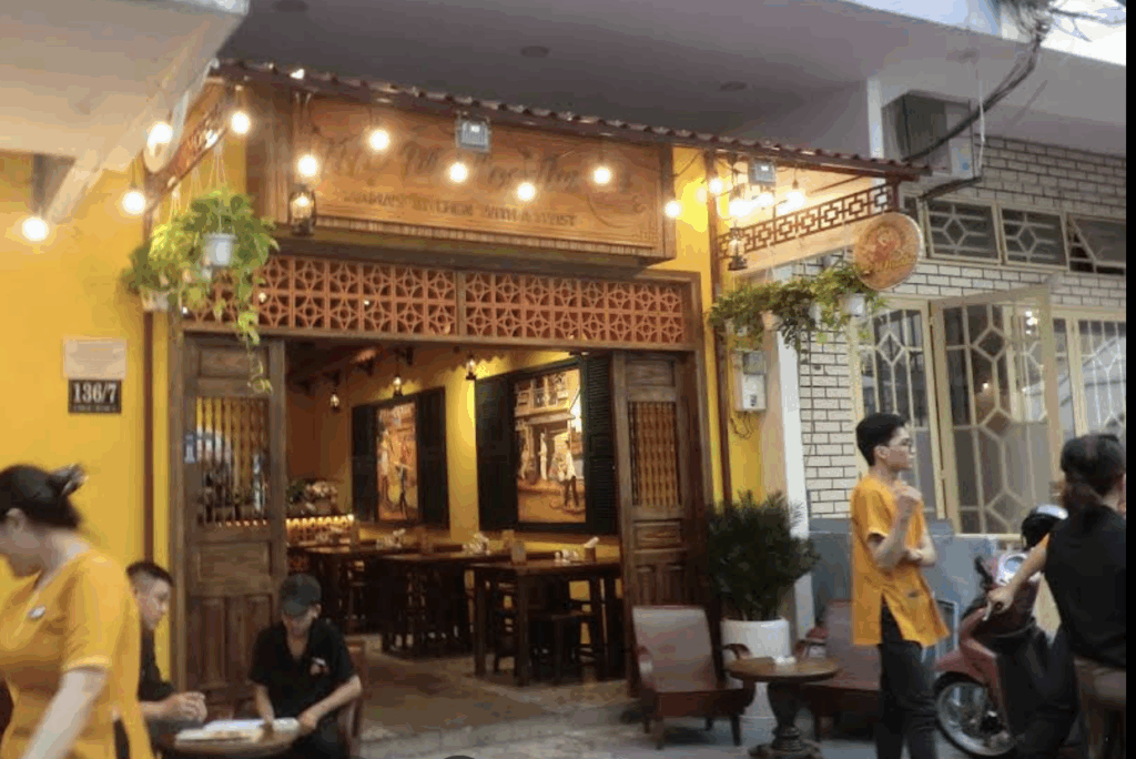 Bếp Mẹ Ỉn ヌードルバー(Bếp Mẹ Ỉn Noodles