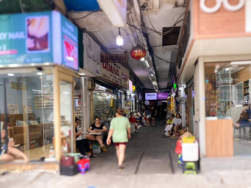 Bánh Mì Mẹ Ỉn