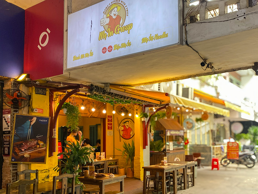 Bánh Mì Mẹ Ỉn