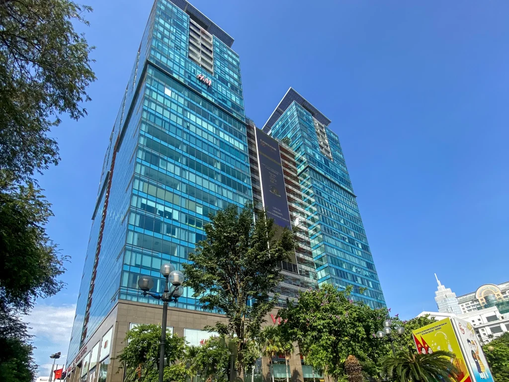 1区のビンコムセンター