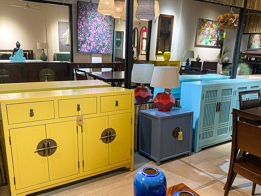Linh's Furniture　タオディエン　家具店