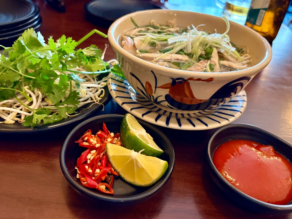 De Tham Restaurant - Vietnamese cuisine & vegetarian Food