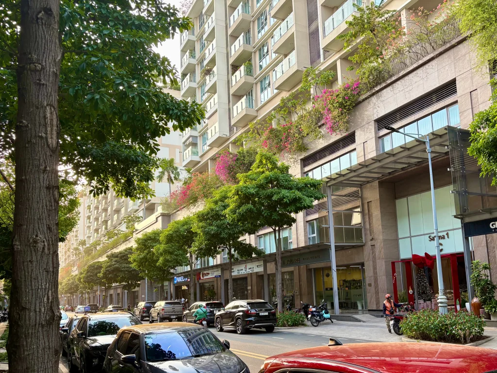 サラ公園を中心に広がる、ホーチミンの新興開発エリアの景観　ベトナムの不動産