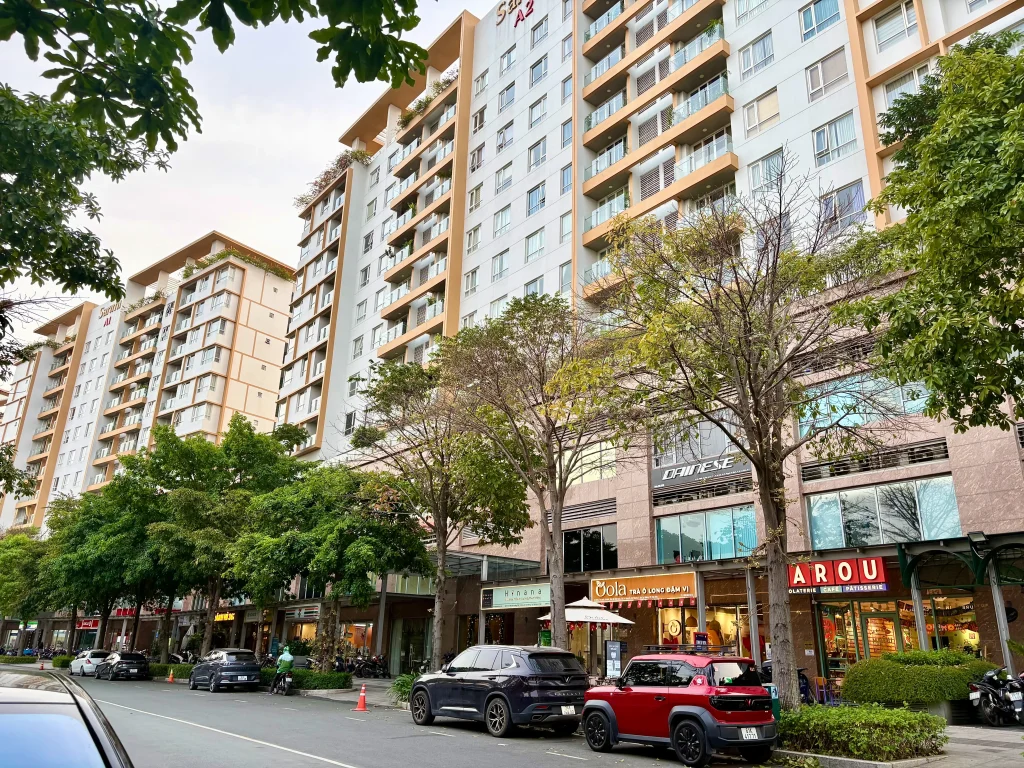 サラ公園を中心に広がる、ホーチミンの新興開発エリアの景観　ベトナムの不動産