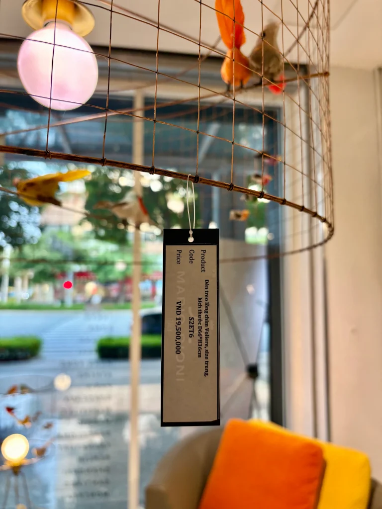 ROCHE BOBOIS Paris (ロッシュ ボボア)