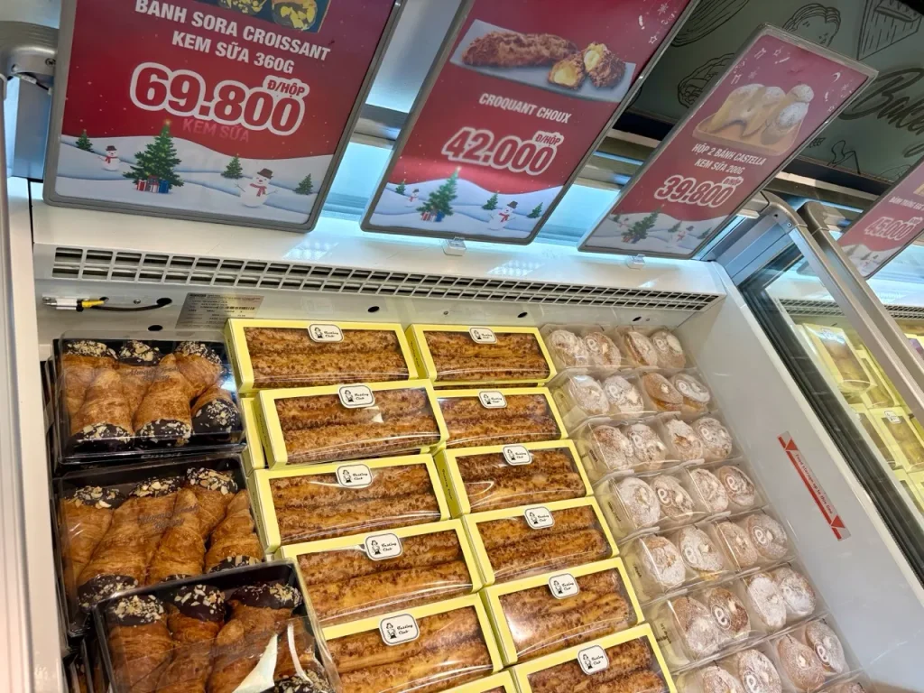 ティソモール」の地下を独占する韓国系スーパー「Emart」のデザート