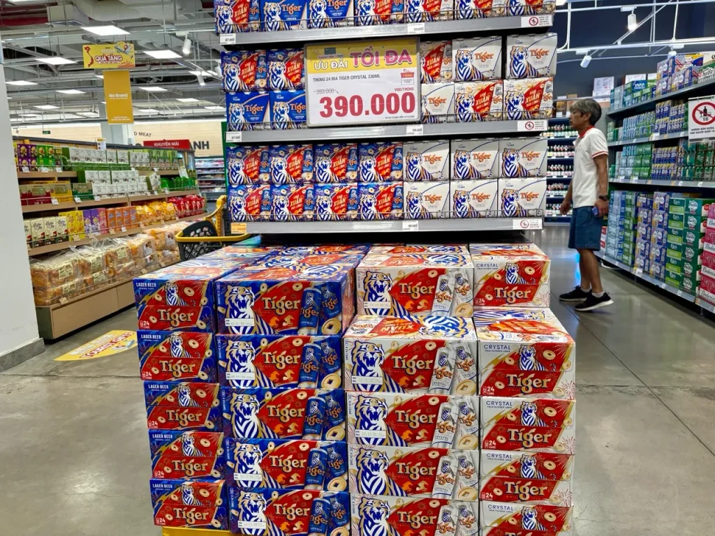 サラ地区のティソモール地下にあるe-martの売り場