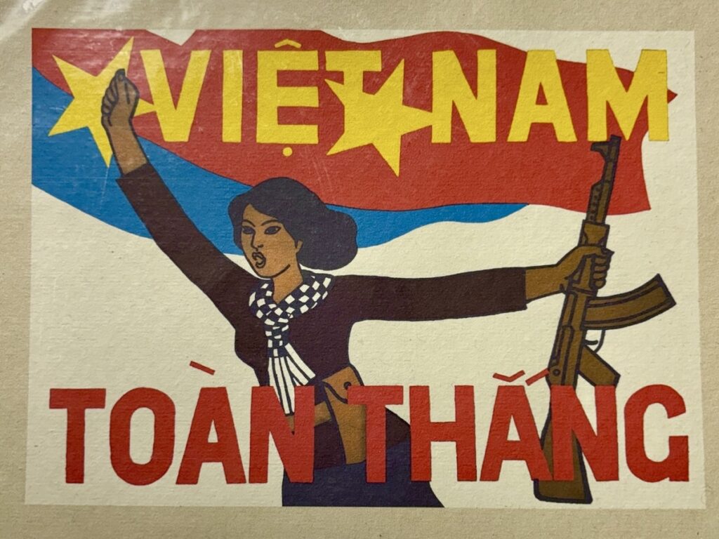 ホーチミン1区のRice Old Propaganda Postersというプロバガンダアート