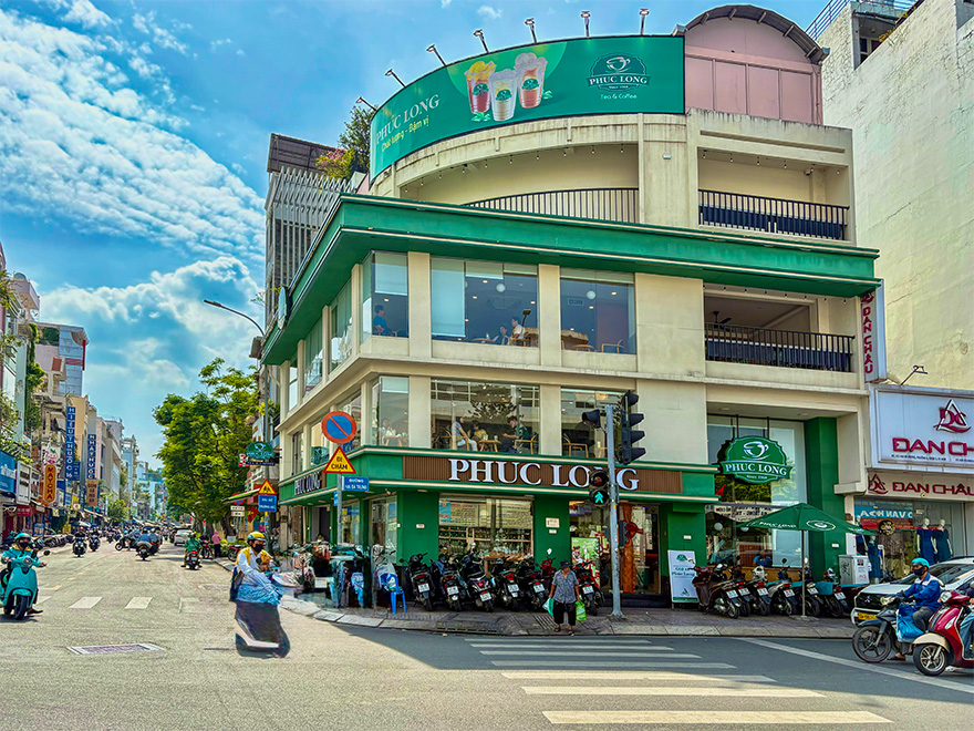 Phúc Long Coffee & Tea - Hai Bà Trưng フックロンカフェ