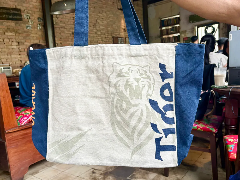 ホーチミン1区、タイビン市場