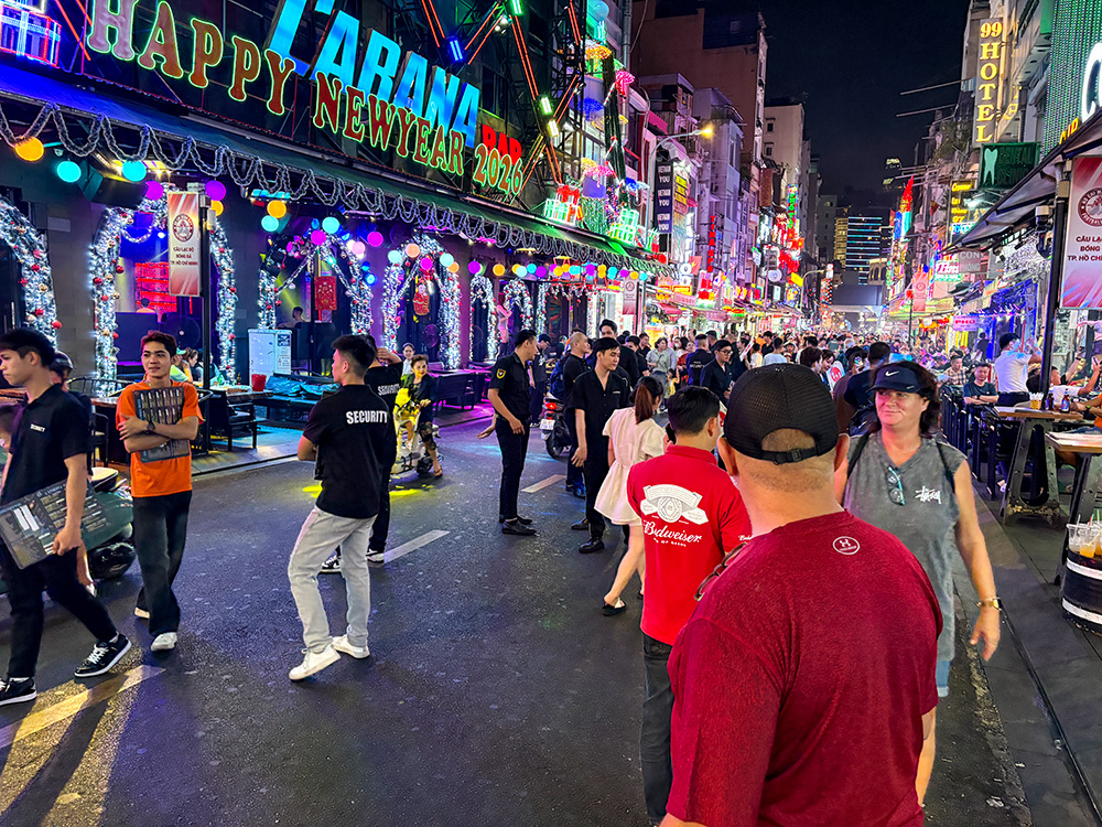 ブイビエン Bui Vien Walking Street　