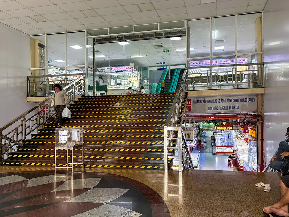 ホーチミンのアンドン市場