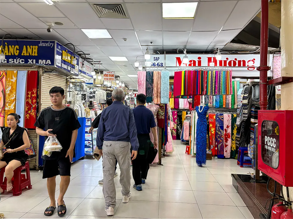 ホーチミンのアンドン市場