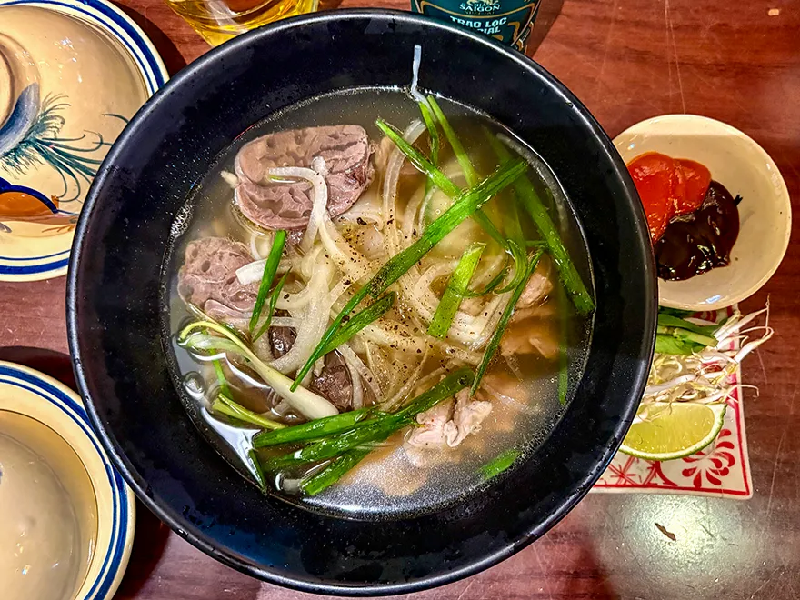 Den Long(デンロン) - Home Cooked Vietnamese Restaurantのフォー