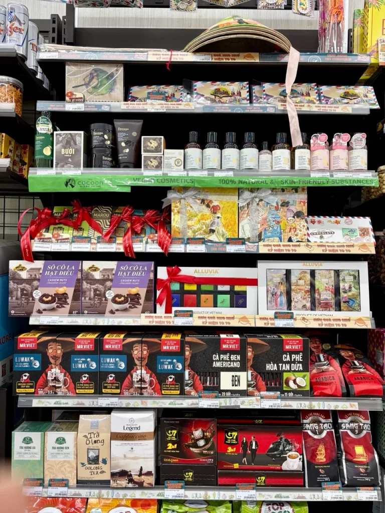 Satrafoodsレティリエン店の活気