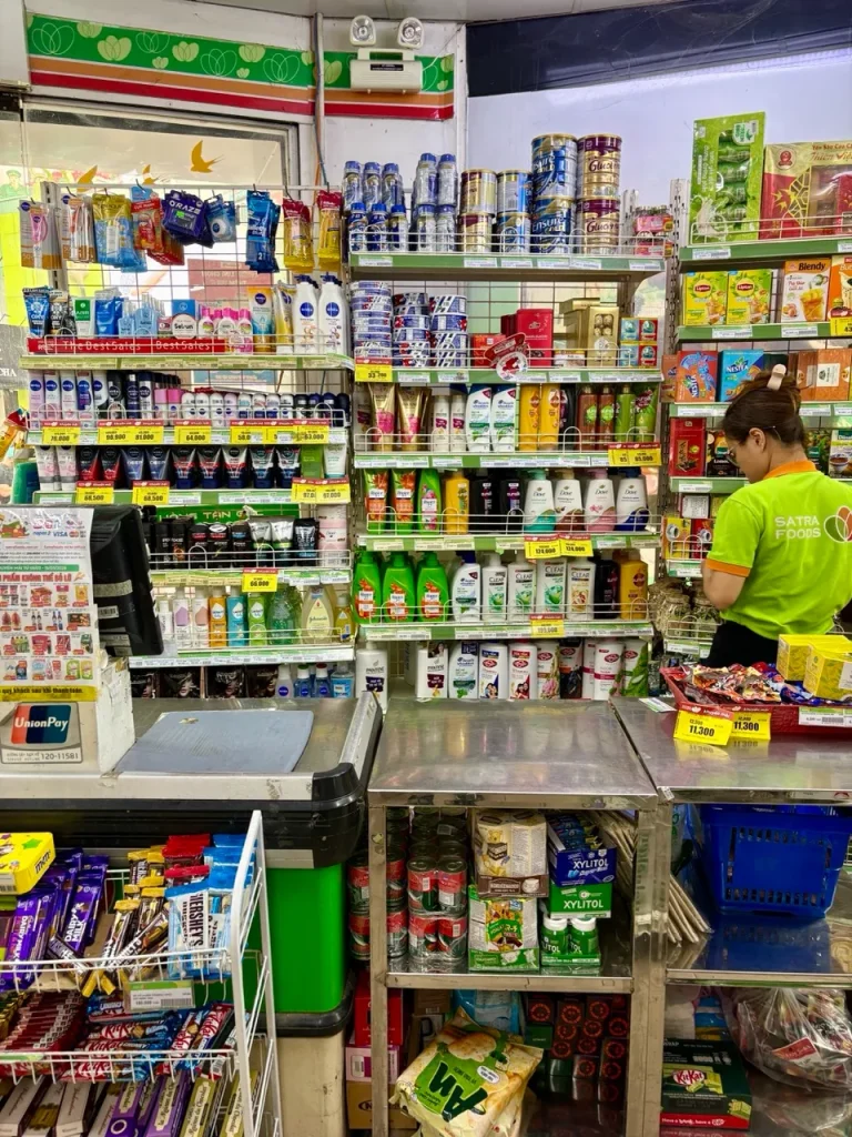 Satrafoodsレティリエン店